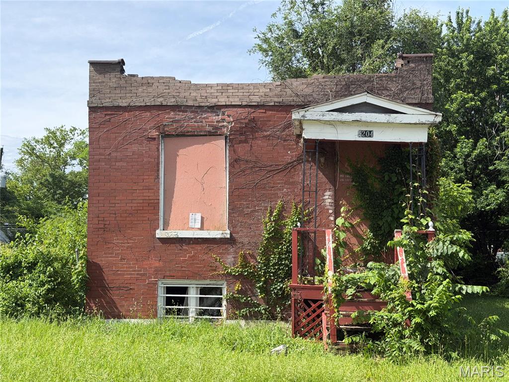 5204 Saint Louis Avenue Property Photo 1