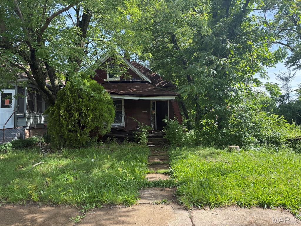 5649 Roosevelt Place Property Photo 1