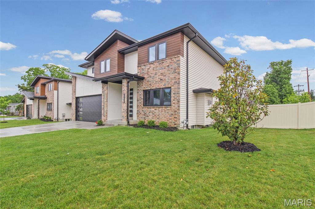 12430 Somerset Place Drive Property Photo 3