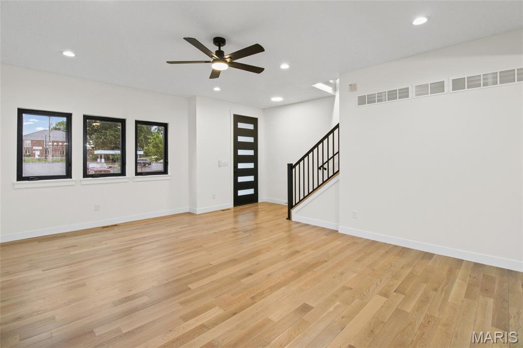12430 Somerset Place Drive Property Photo 6