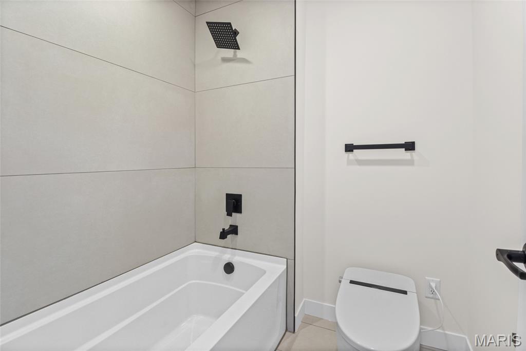 12430 Somerset Place Drive Property Photo 27