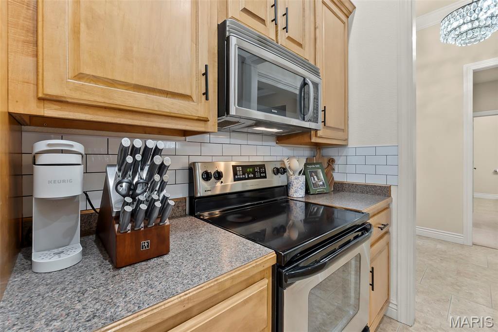 2953 Beaver Creek Drive Property Photo 8