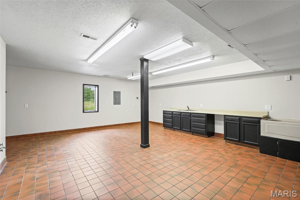 11 S 2nd Street Property Photo 18