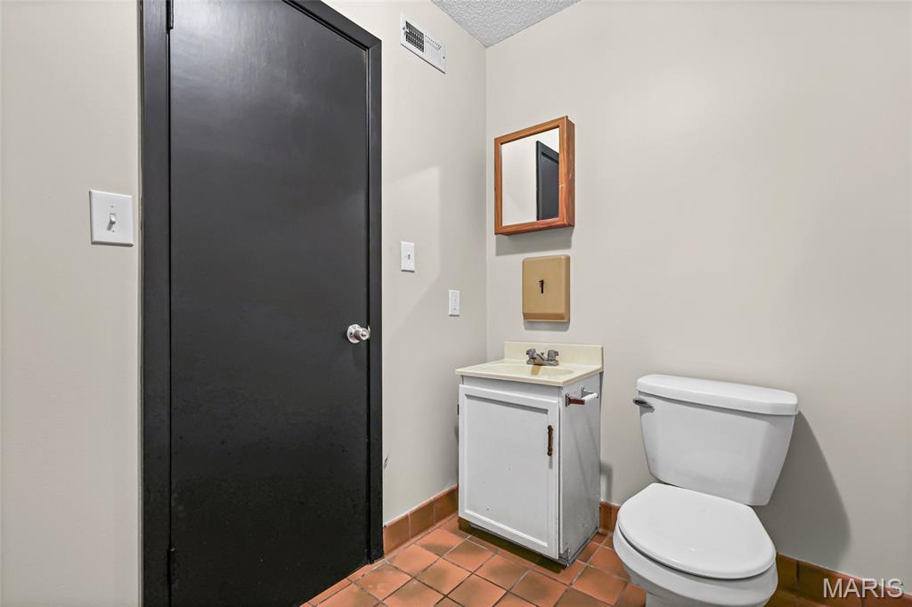 11 S 2nd Street Property Photo 41