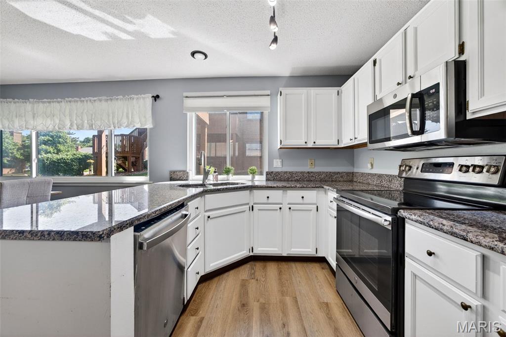 208 Kipling Way Property Photo 15
