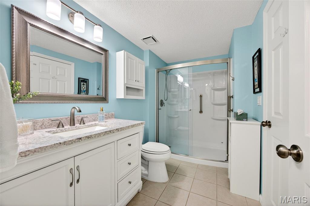 208 Kipling Way Property Photo 24
