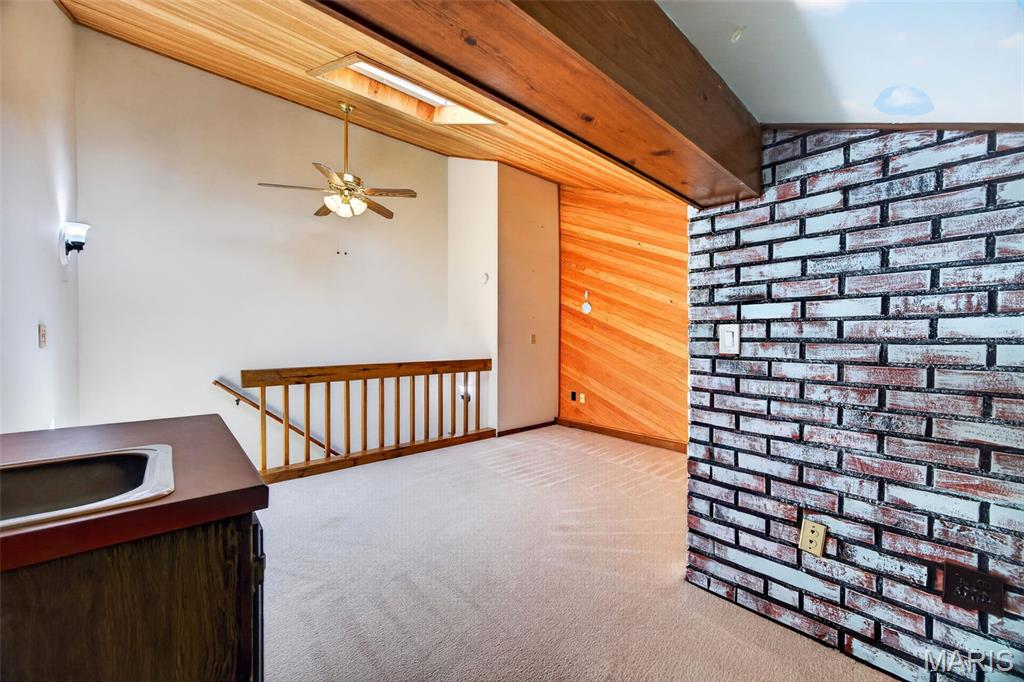 208 Kipling Way Property Photo 27