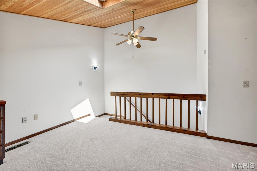 208 Kipling Way Property Photo 32