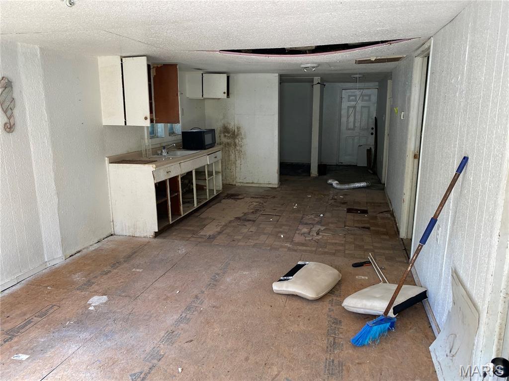 26031792 Property Photo 9