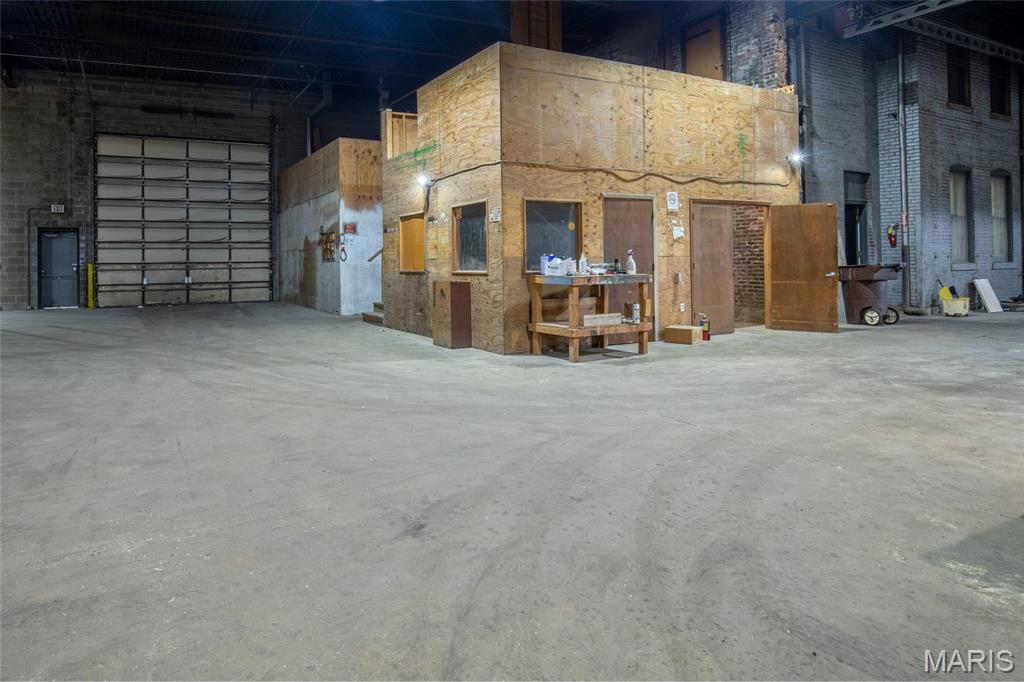 1900 Cole Street Property Photo 3