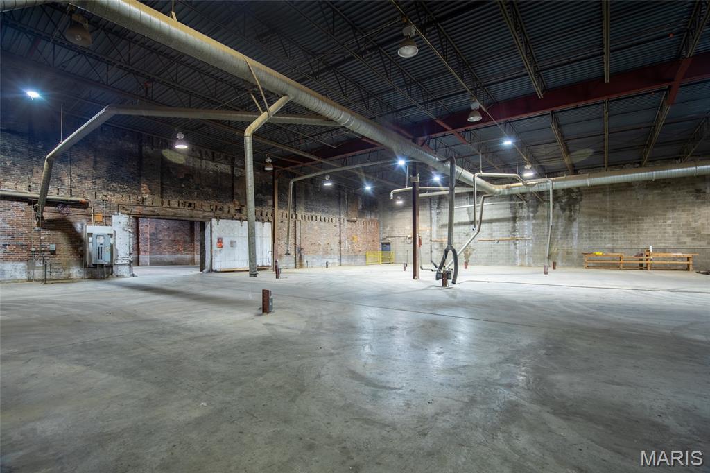 1900 Cole Street Property Photo 6