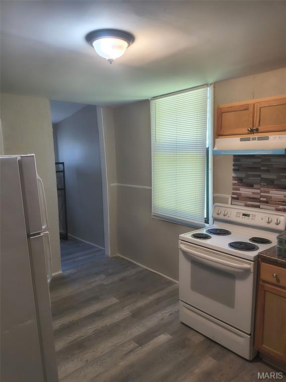 4028 E Grove Street Property Photo 7