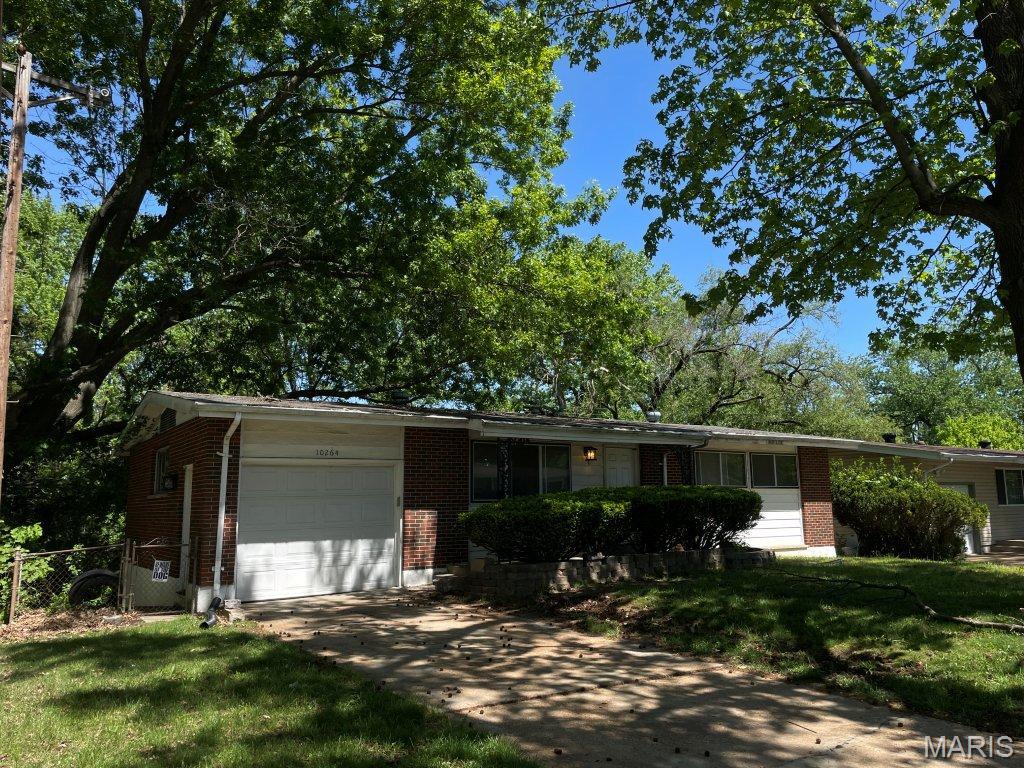 10264 Dacey Drive Property Photo 1