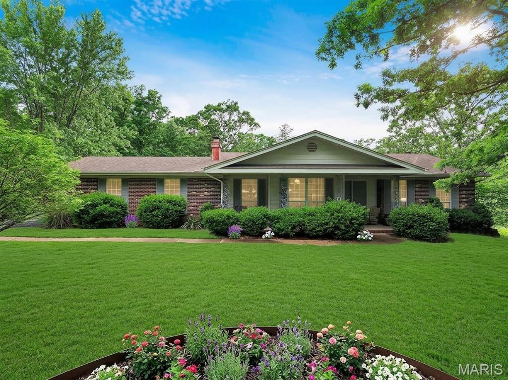 43 E Nottingham Circle Property Photo 2