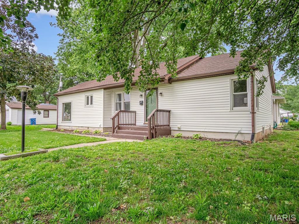 1516 Ash Street Property Photo 2