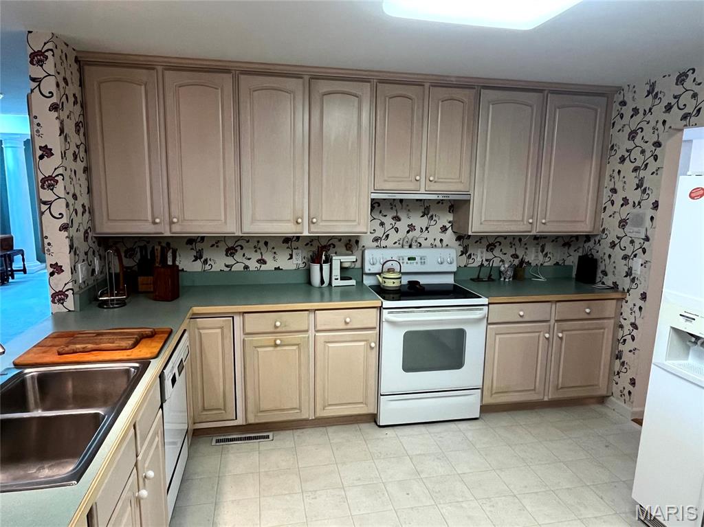 5 Woods Fort Court Property Photo 14