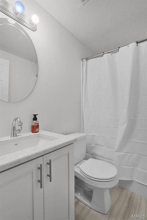 7007 Missionary Ridge Court Property Photo 32