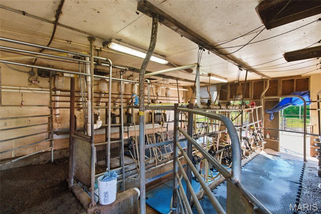 9290 Burton Branch Road Property Photo 47