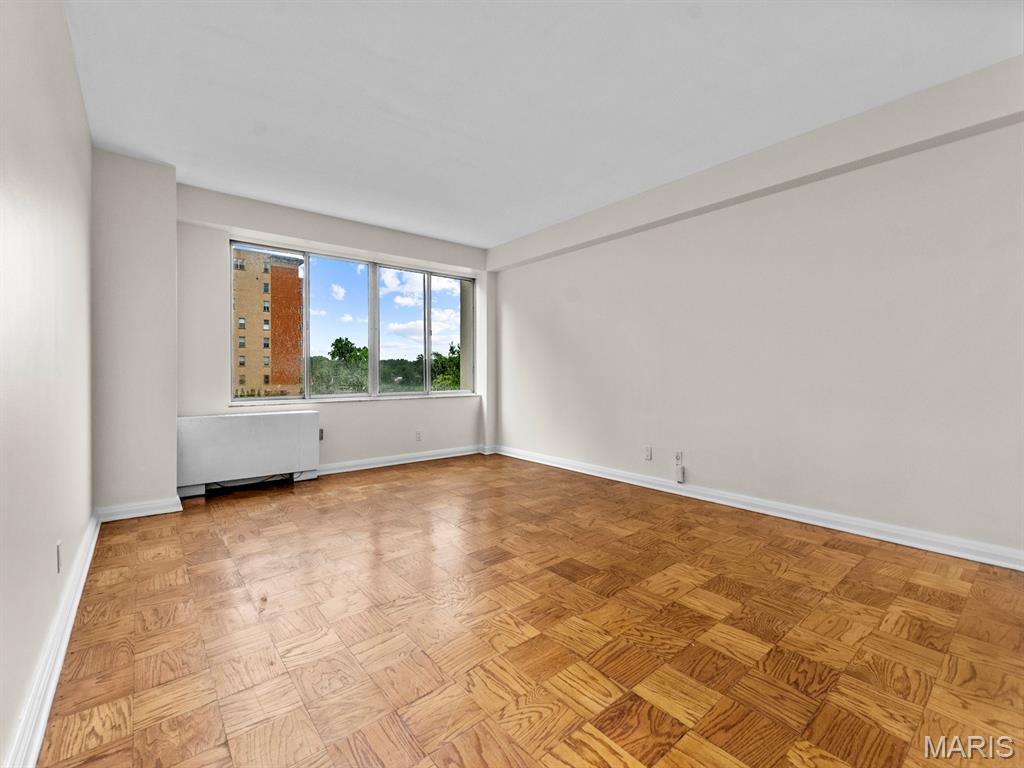 900 S Hanley Road 3d Property Photo 12