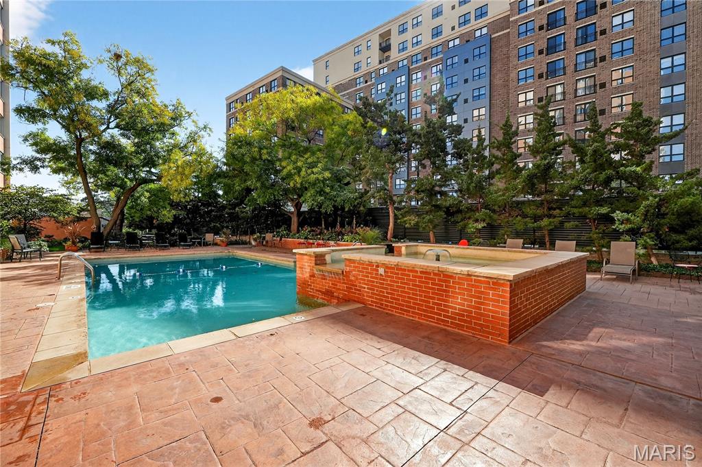 900 S Hanley Road 3d Property Photo 21