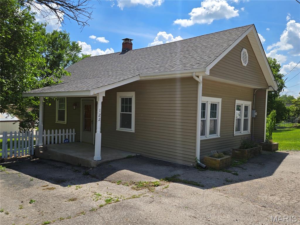 122 Almeling Street Property Photo 1