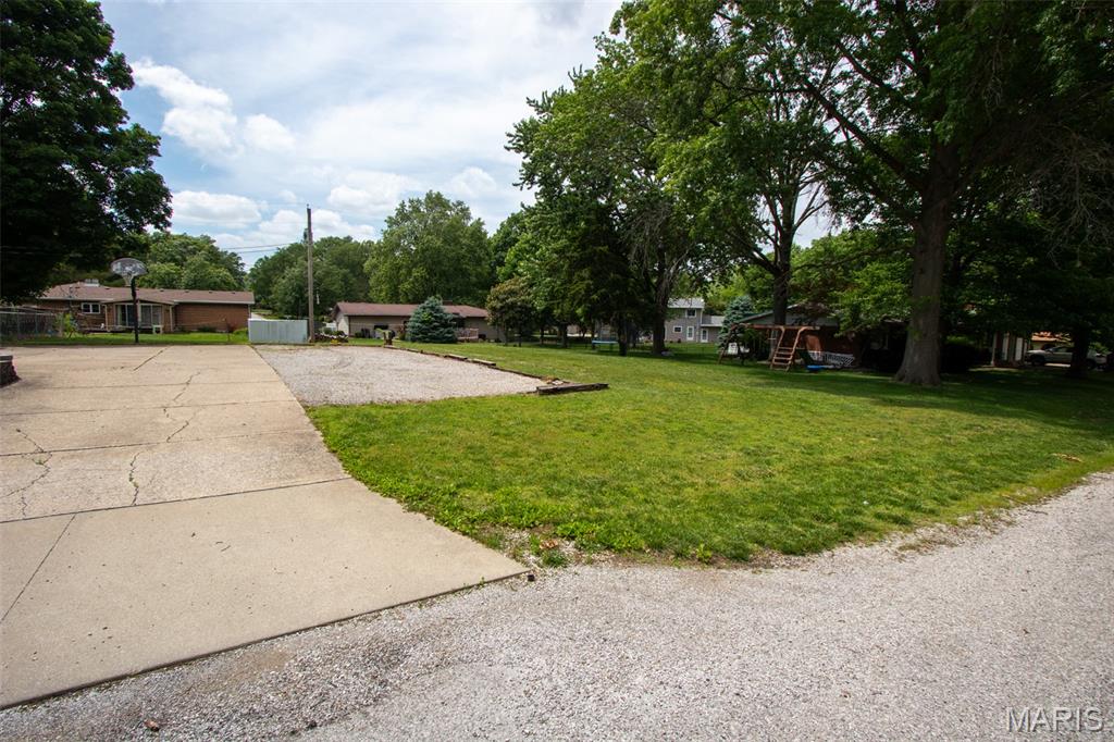 83 Memorial Court Property Photo 6