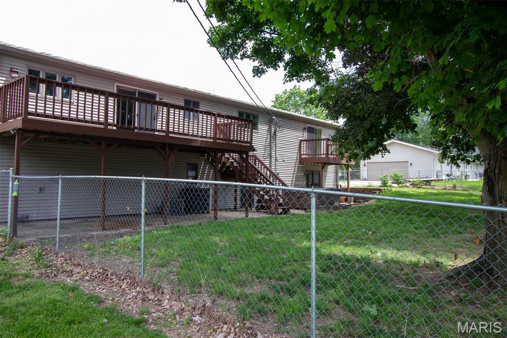 83 Memorial Court Property Photo 7