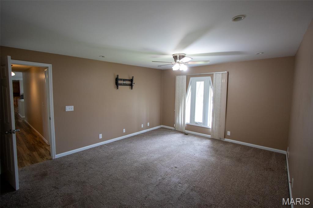 83 Memorial Court Property Photo 13