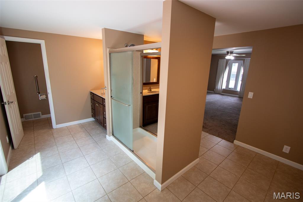 83 Memorial Court Property Photo 19