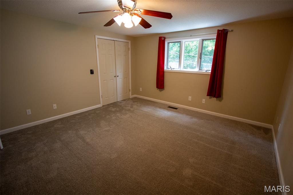 83 Memorial Court Property Photo 28