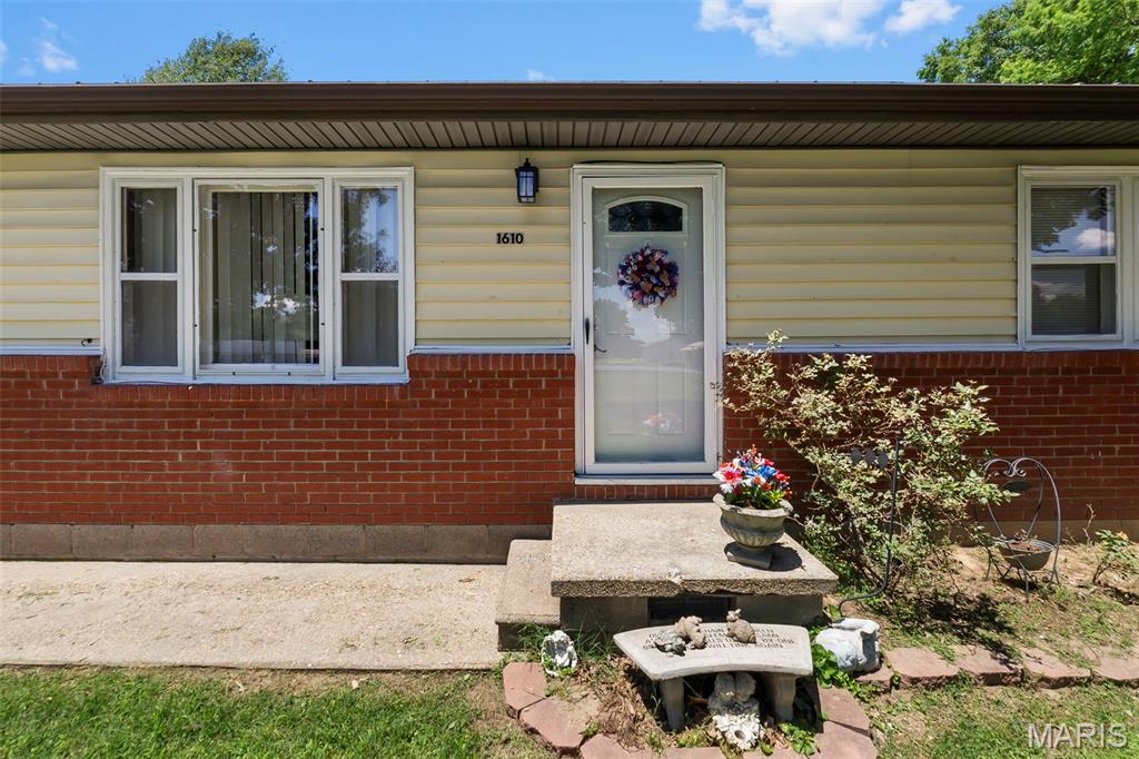 1610 State Highway Property Photo 3