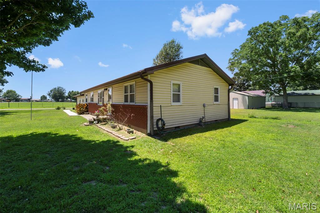1610 State Highway Property Photo 4