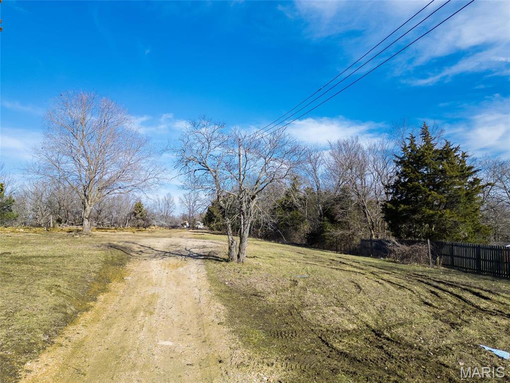 1410 Clarke Street Property Photo 12