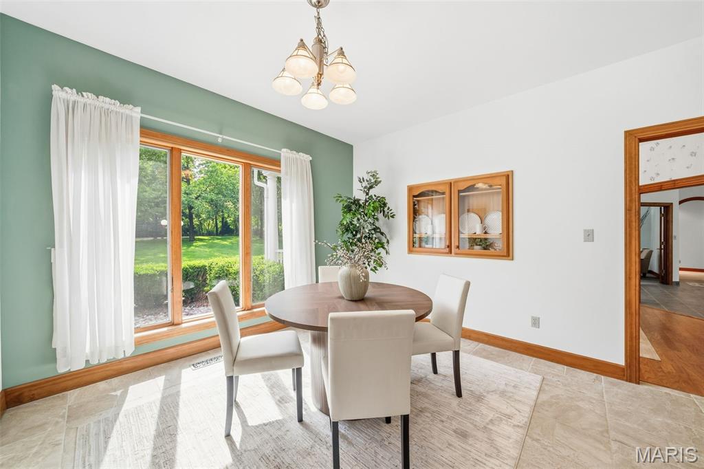 64 Dumont Court Property Photo 10