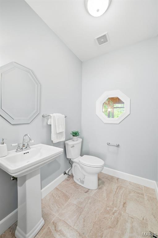 64 Dumont Court Property Photo 22