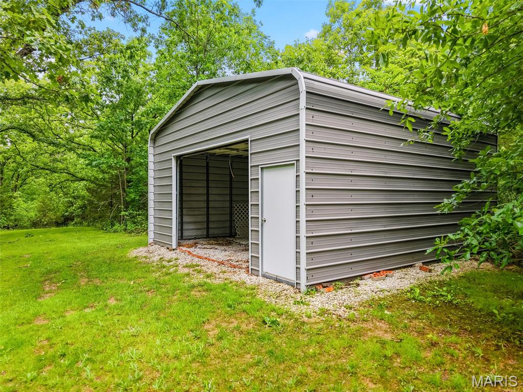 64 Dumont Court Property Photo 32