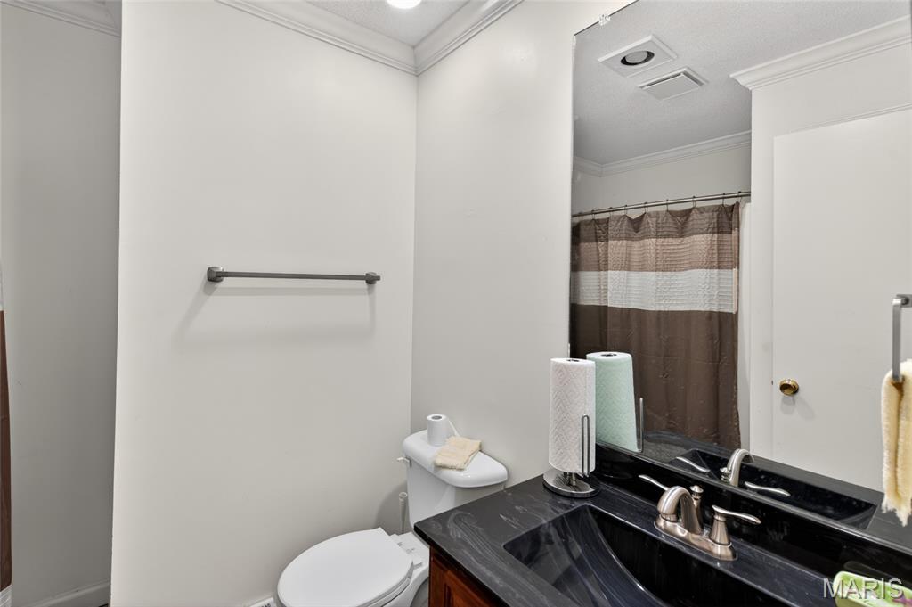 19 Fox Dr. Property Photo 19