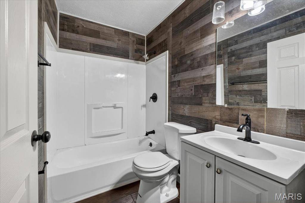 722 State Street Property Photo 15