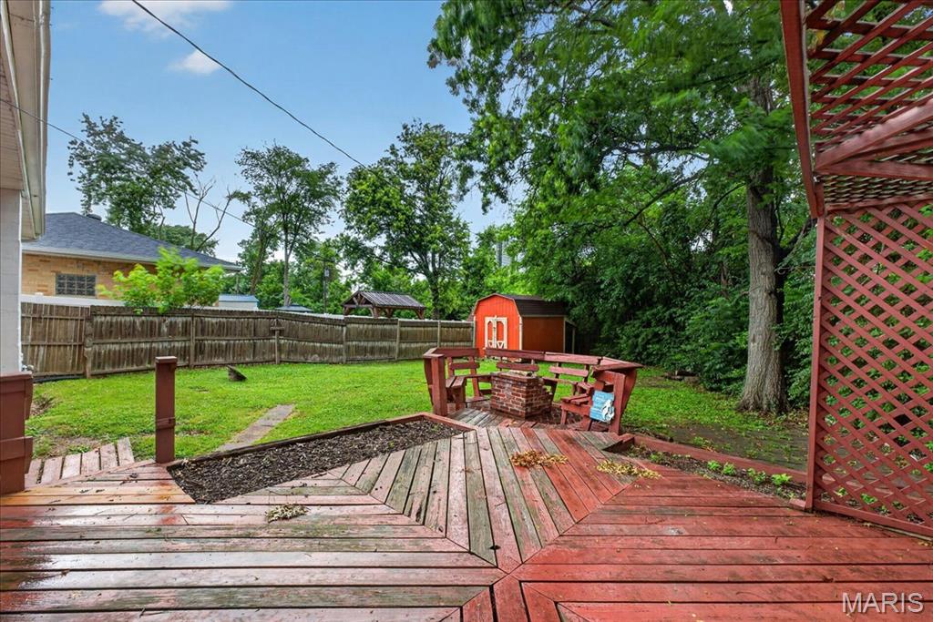 722 State Street Property Photo 25
