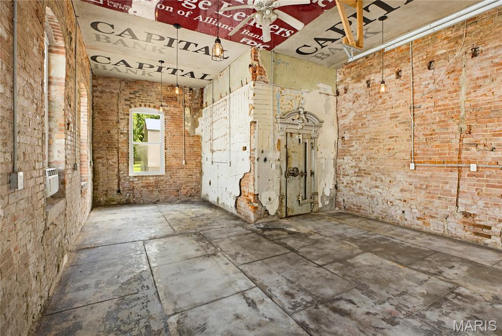 903 State Highway Z Property Photo 8
