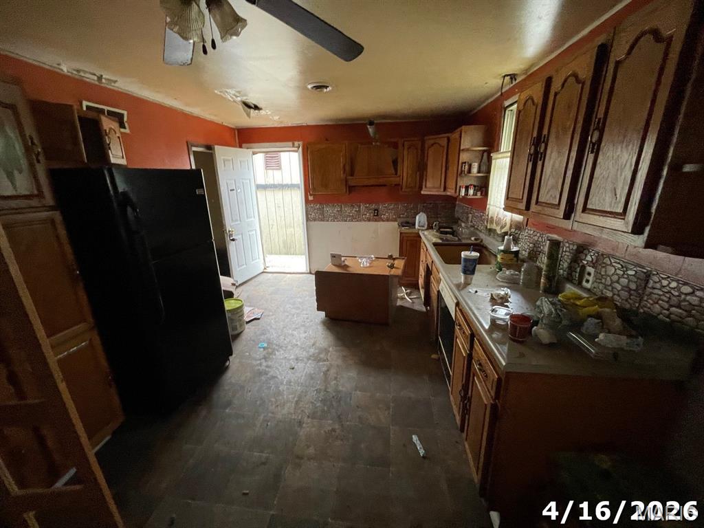 1131 Walnut Drive Property Photo 5