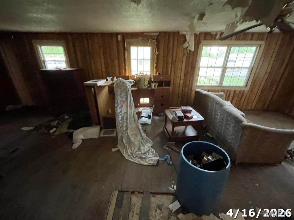 1131 Walnut Drive Property Photo 7