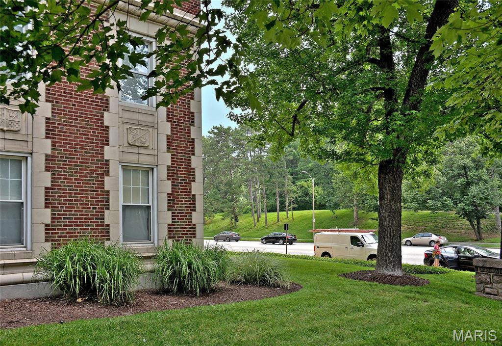 725 S Skinker Boulevard 7c Property Photo 3
