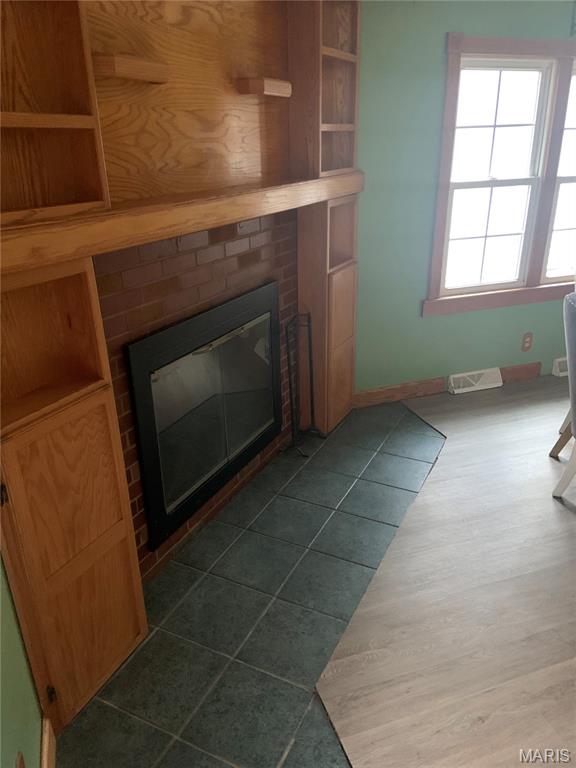 606 Monroe Street Property Photo 5