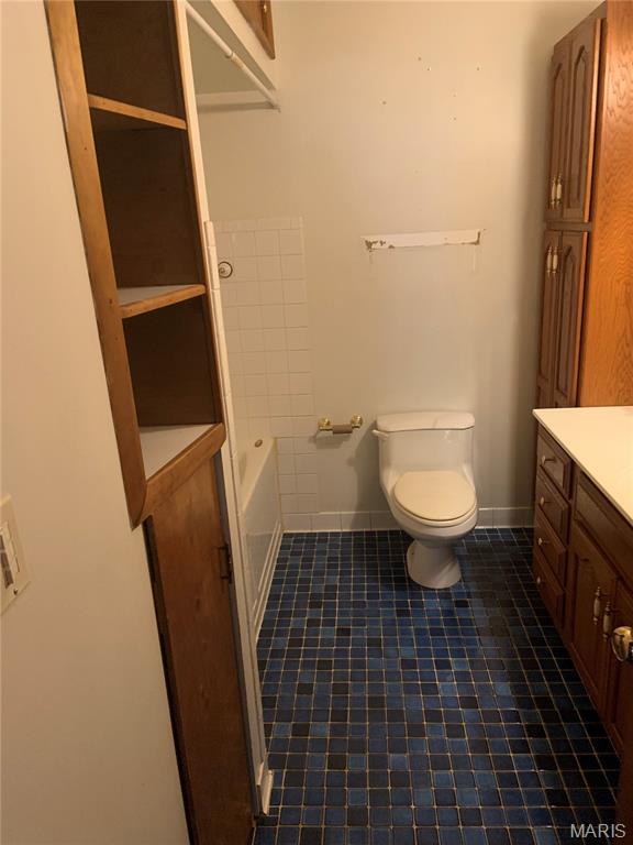 606 Monroe Street Property Photo 9