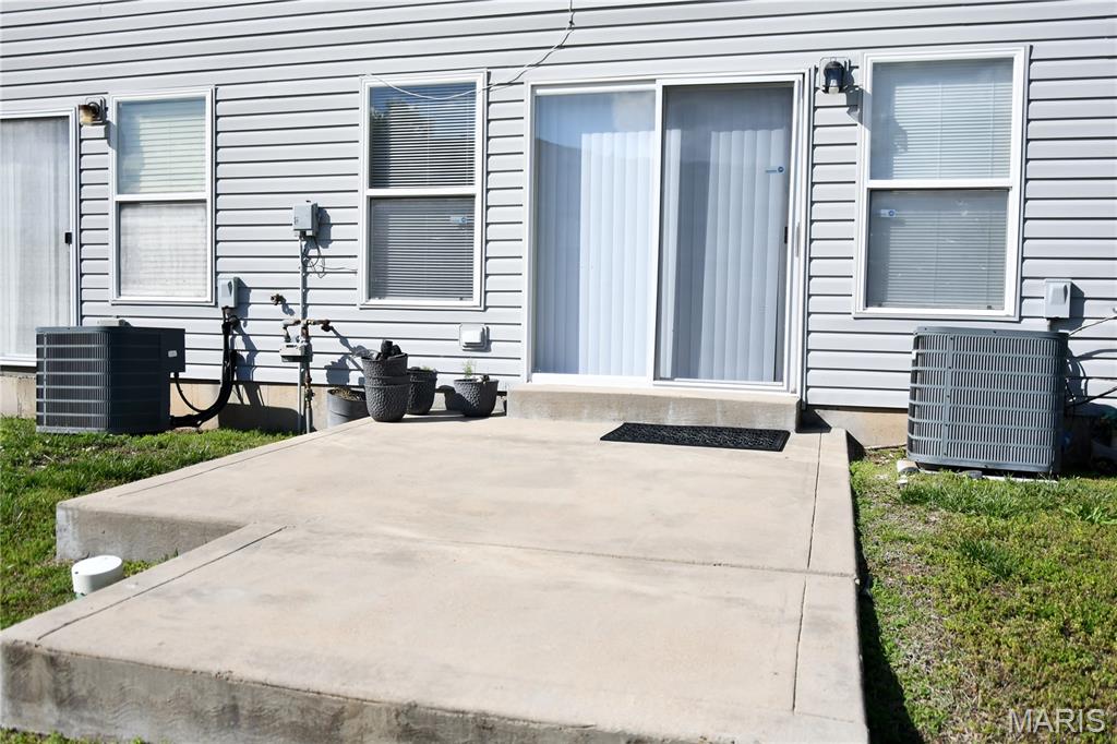 3 Hensley Terrace Property Photo 23
