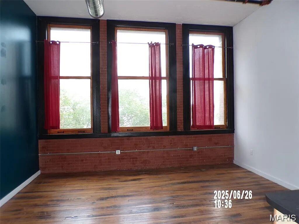 1520 Washington Avenue R327 Property Photo 7