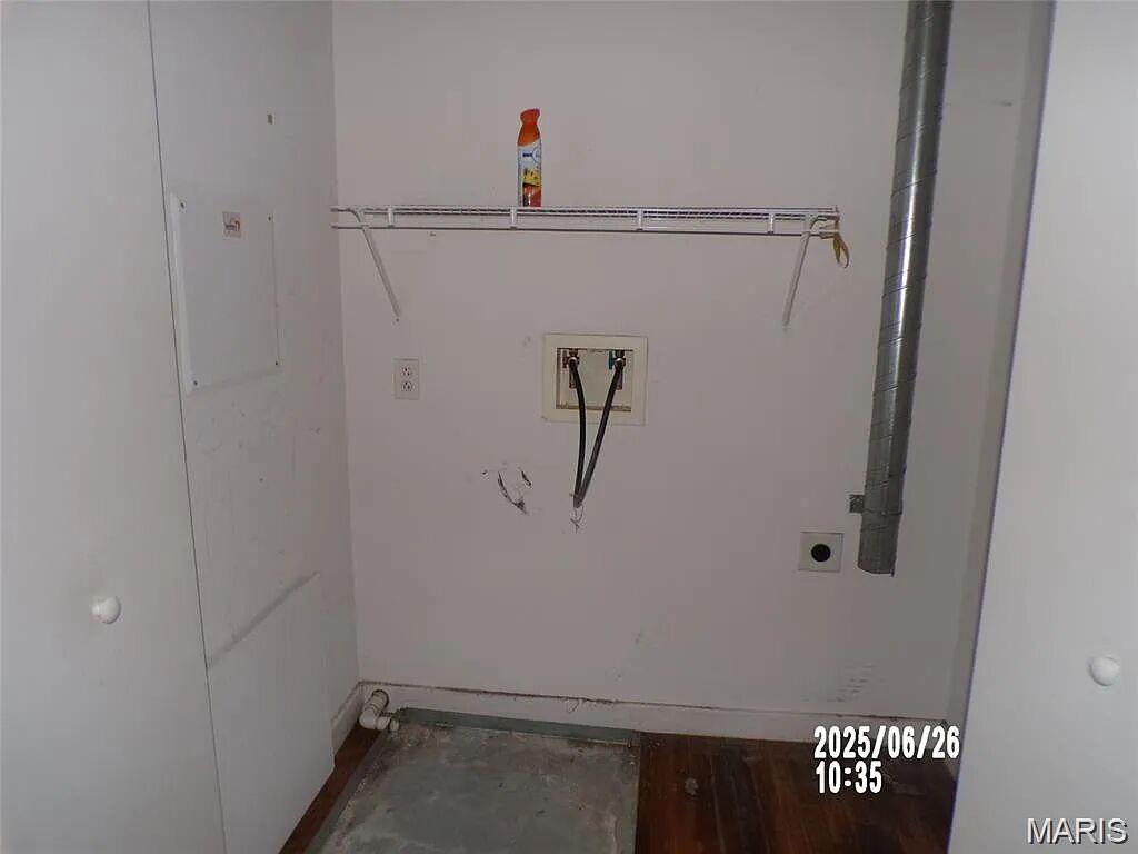 1520 Washington Avenue R327 Property Photo 13