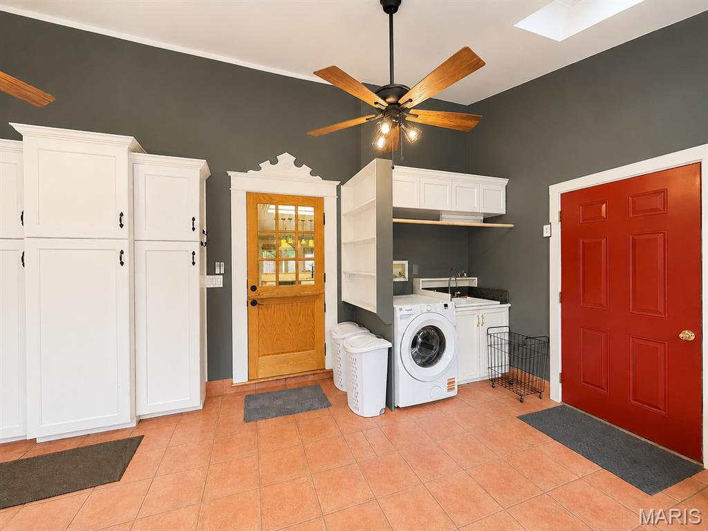 505 Thompson Lane Property Photo 17
