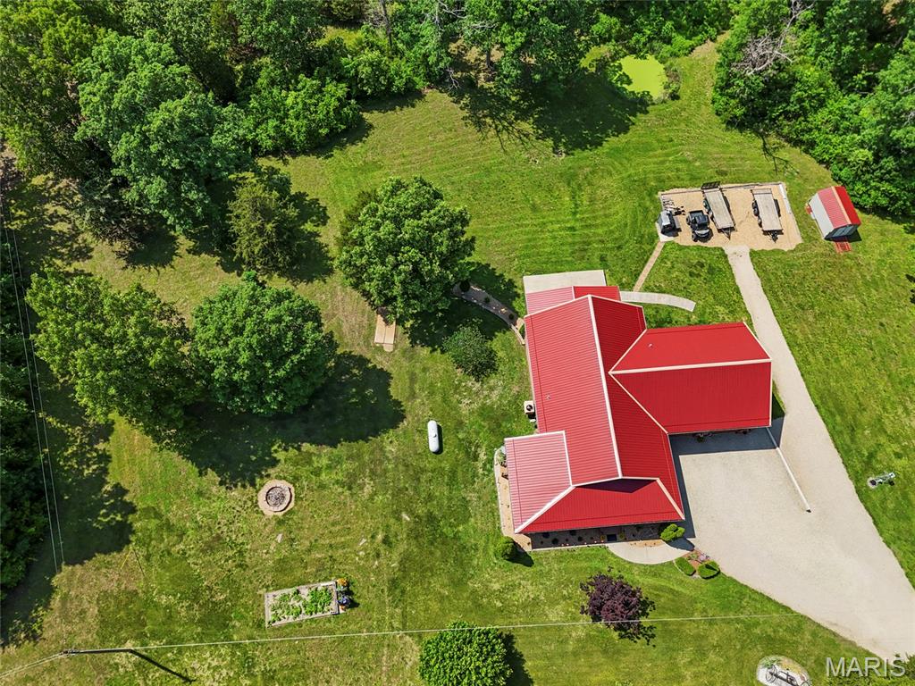 662 Nixon School Road Property Photo 12